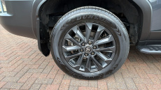 Toyota Land Cruiser 2.8 D-4D 204 Invincible 5dr Auto [7 Seat] Diesel Station Wagon